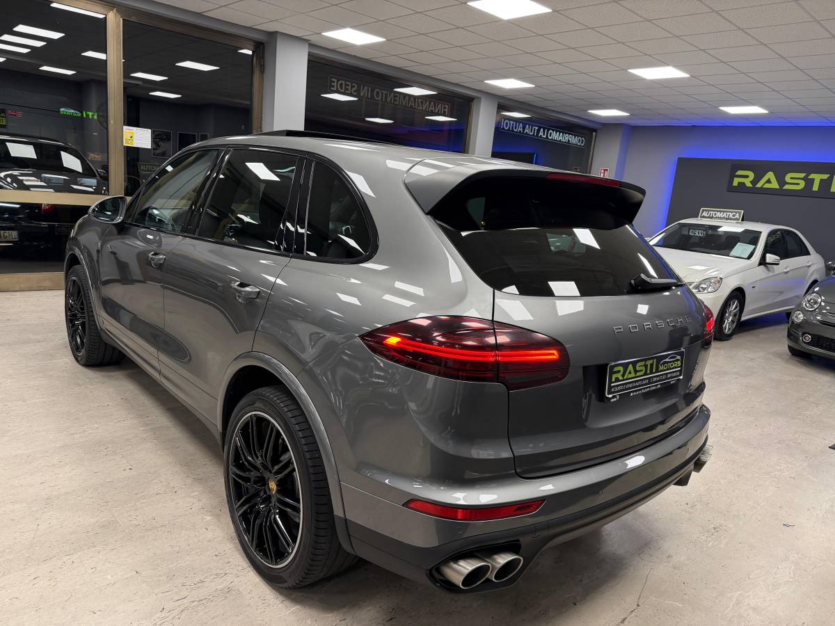 Porsche Cayenne 4.1