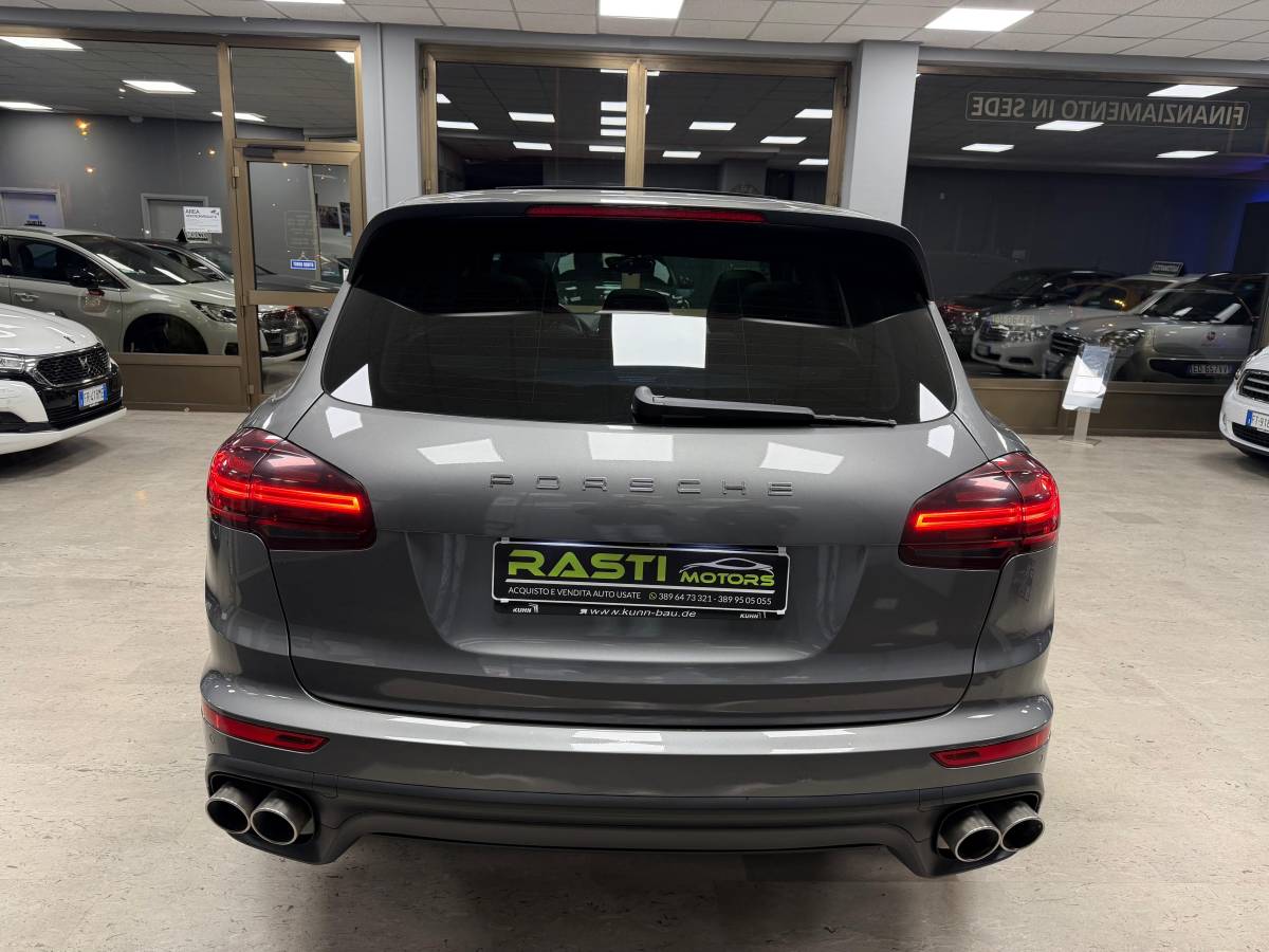 Porsche Cayenne 4.1