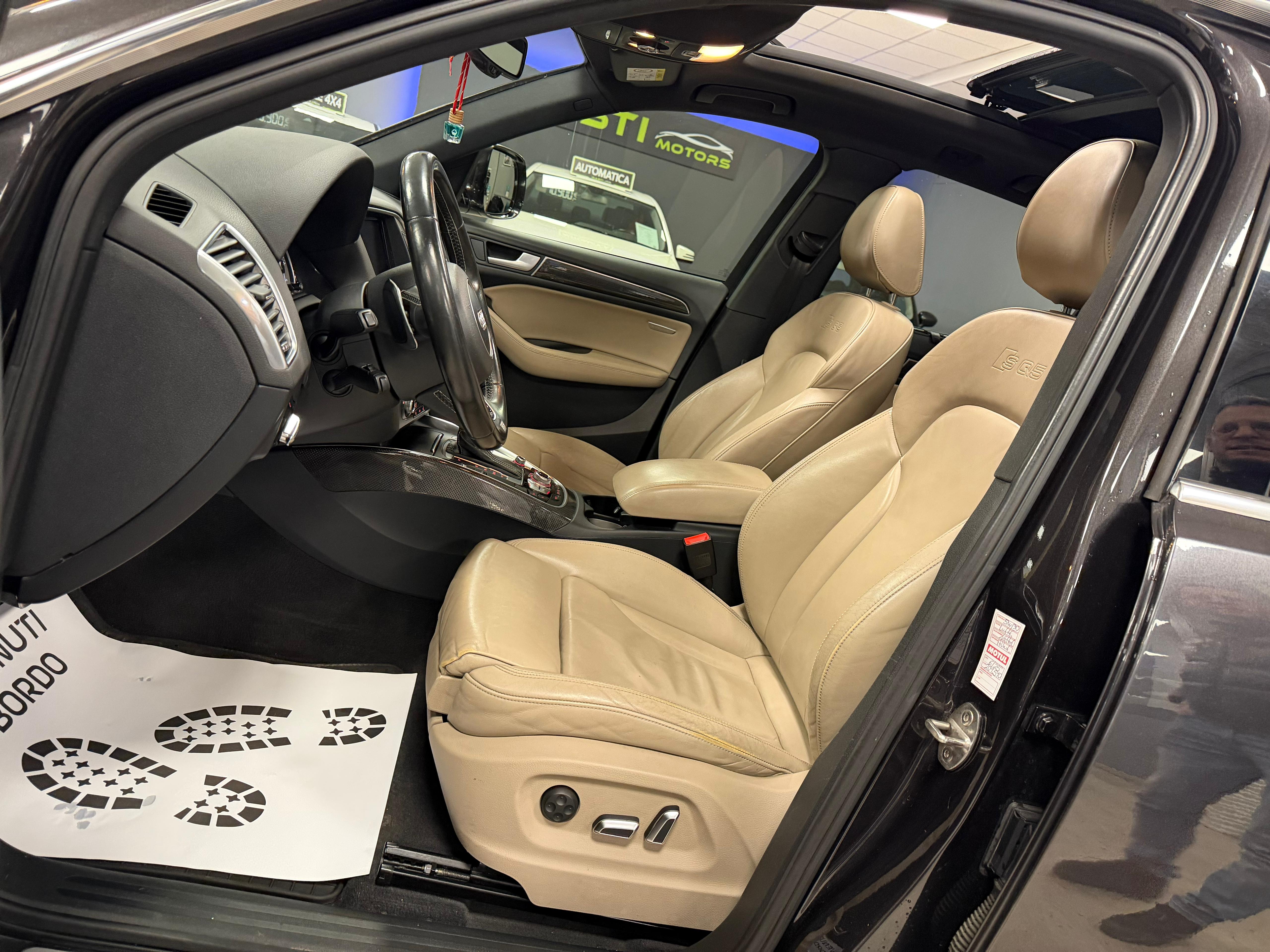 Audi SQ5 3.0