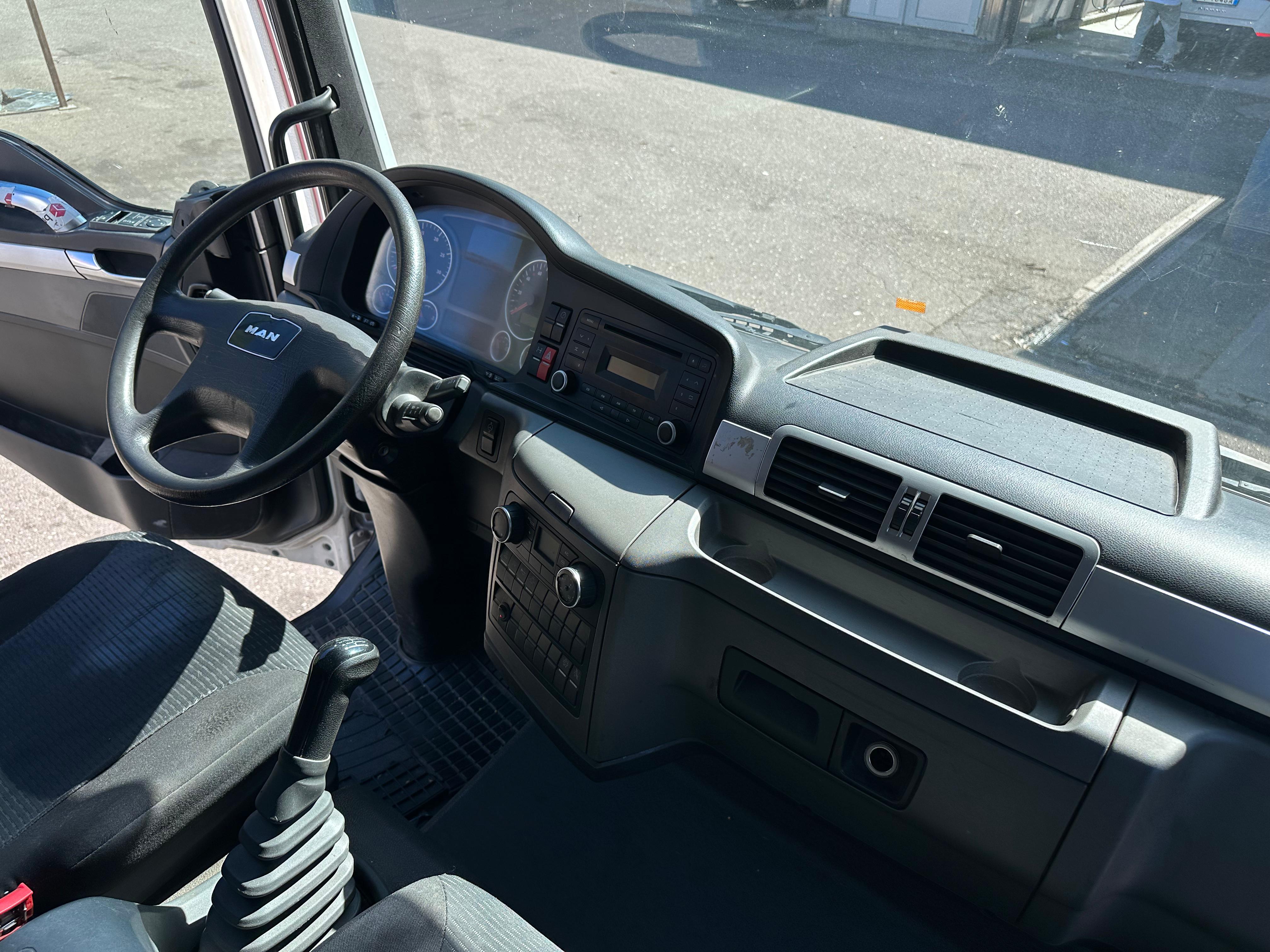 MAN TGL 8.180 (Euro 6)