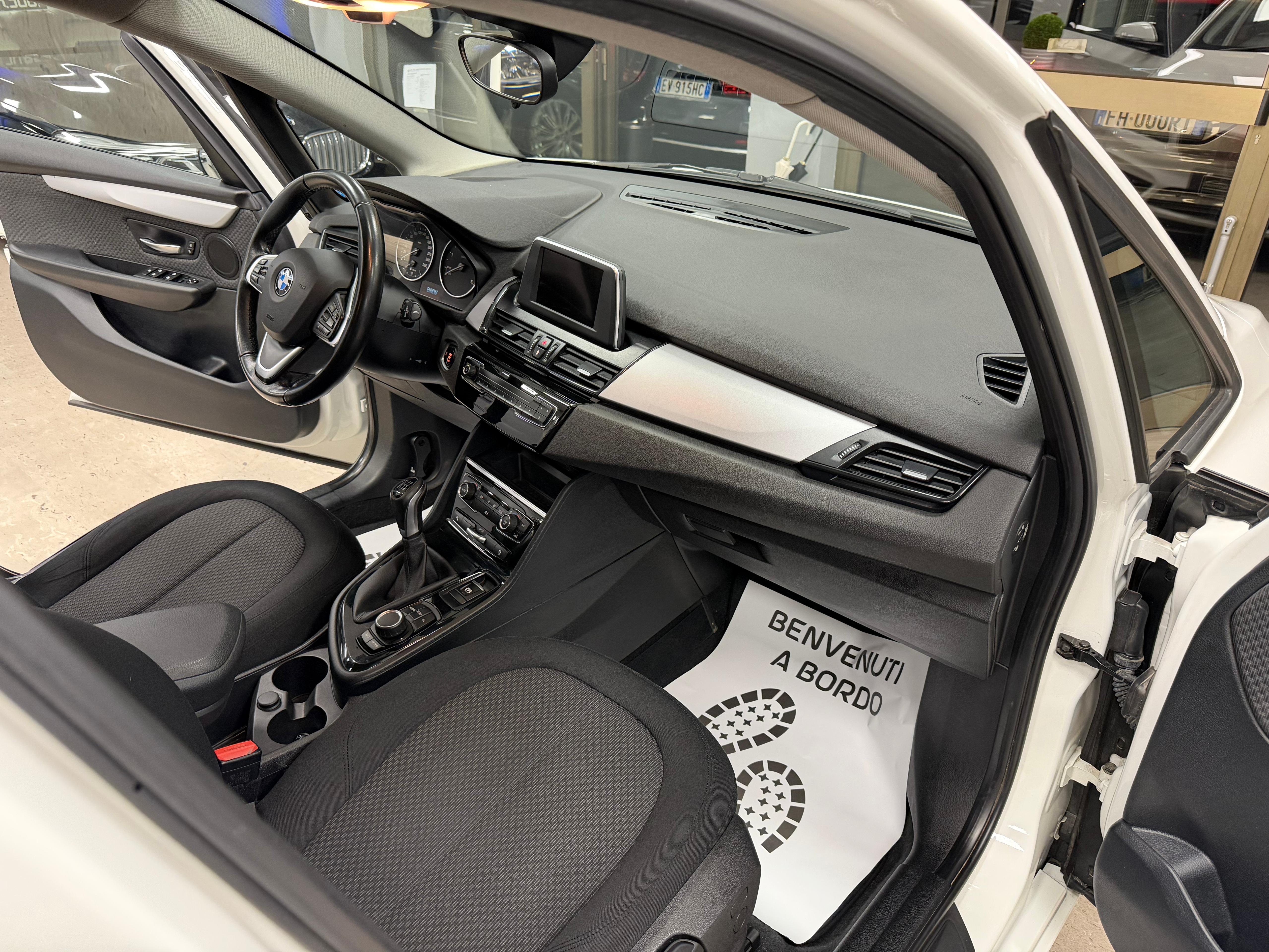 Shitet Bmw Searia 2 216 2015