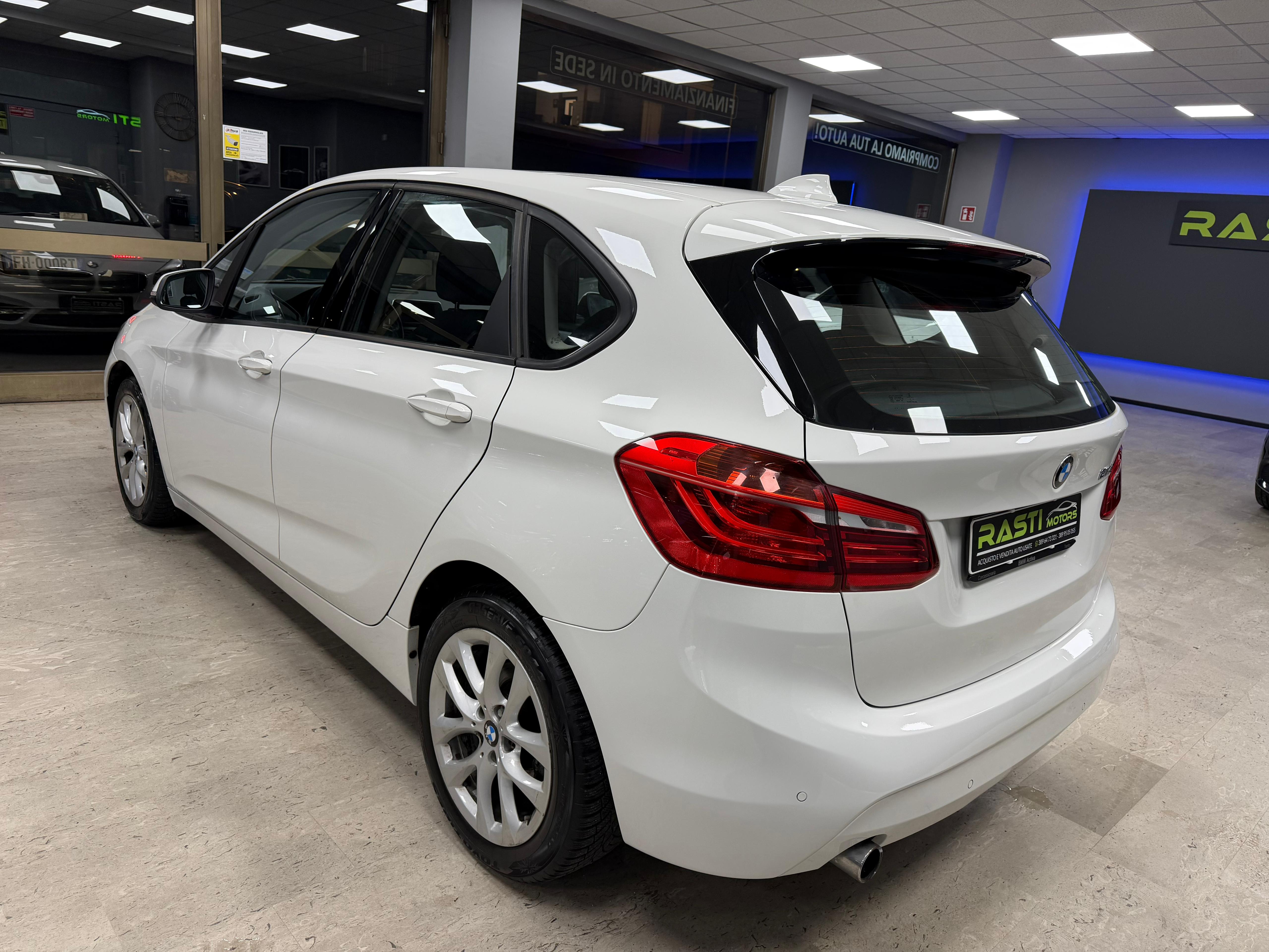 Shitet Bmw Searia 2 216 2015