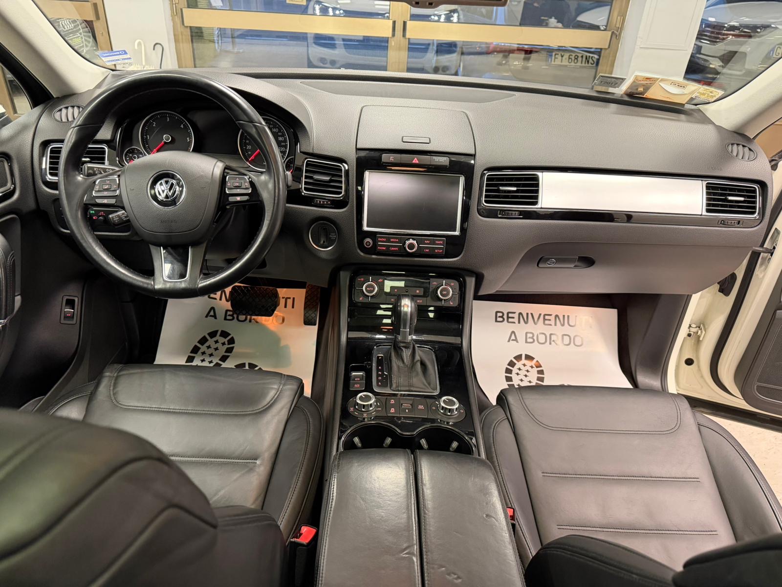 Shitet VW TOUAREG Full Option
